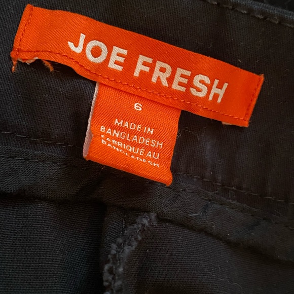 2/$10. Joe Fresh Black Pants, Size 6 - Picture 4 of 4